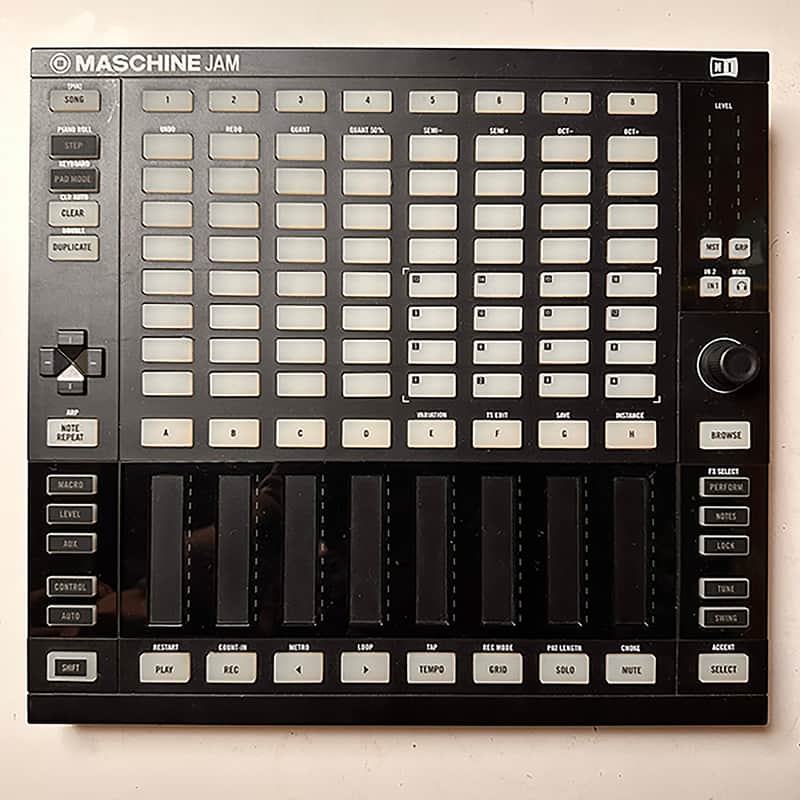 Native Instruments MASCHINE JAM Production & Sequencing Controller
