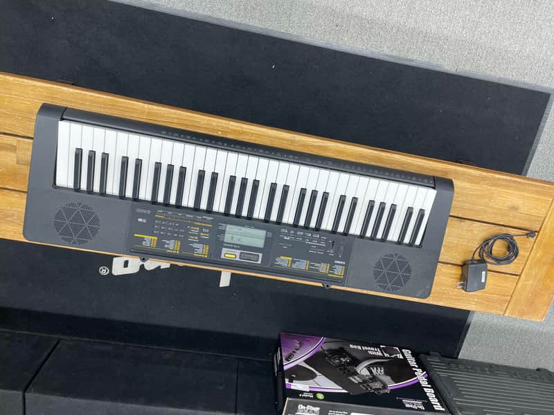 Casio CTK-2400 61-Key Portable Keyboard - Black image 1