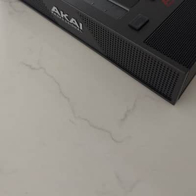 Akai MPC Live III Standalone Sampler / Sequencer 2025 - Present - Black image 3