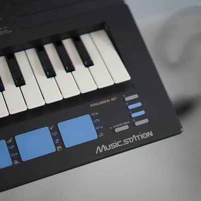 Yamaha Portasound PSS-680 1988 - Black image 3