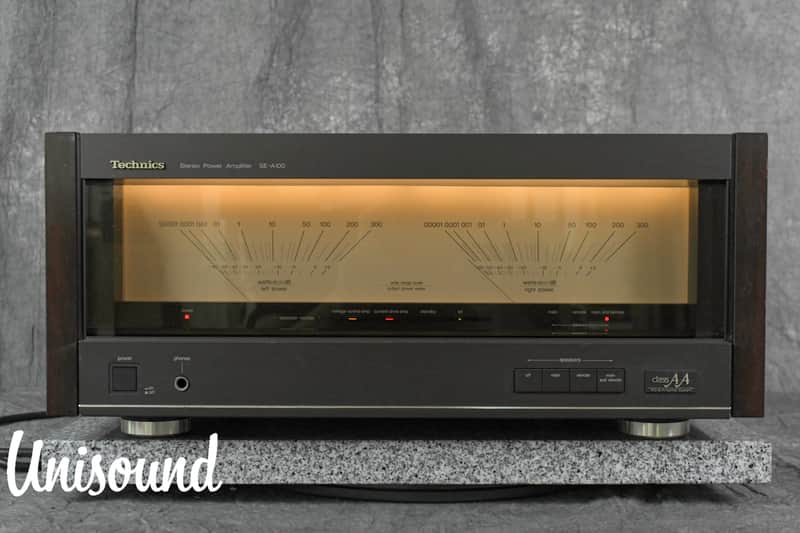 Technics SE-A100 Stereo Poweramplifier with ClassAA circuitry in