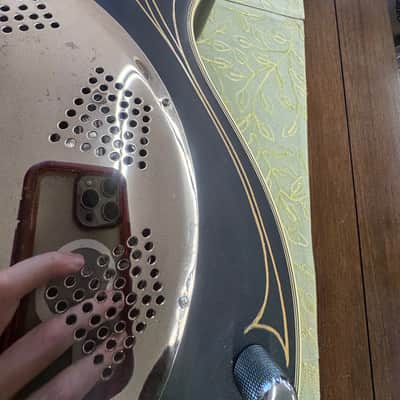 Johnson JR-550. Acoustic Electric Resonator.(W Hardcase)(Biscuit) image 10