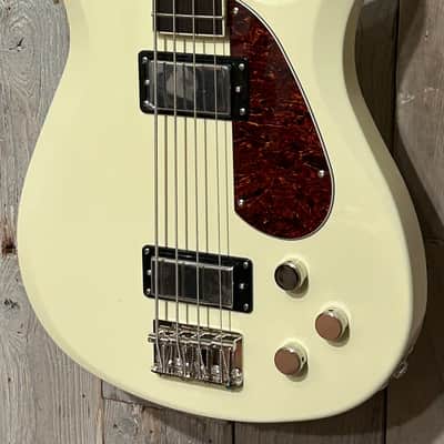 New Gretsch Electromatic CVT Bass Double-Cut Medium Scale Electric Bass Vintage White, Support Brick & Mortar Music Shops Buy it Here and Be Happy ! image 5