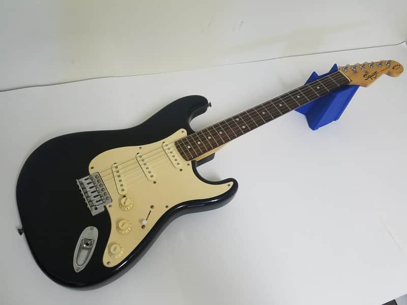Squier Bullet Stratocaster 1994 Black SSS Rosewood 22 Fret Neck