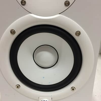 Yamaha HS5I 5" Powered Studio Monitor, Install Version, White image 2