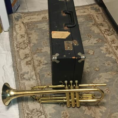 SUMMER DEAL CONN TRUMPET RARE 8B 1934 GUSTAT SYMPHONY GRAND COMPRESSION FINE NO BAD DENTS OR PRIOR REPAIRS , OK CASE , MUTES , MOUTHPIECE image 23