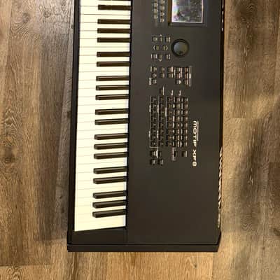 Yamaha Motif XF 8 Production Synthesizer 2010s - Gray