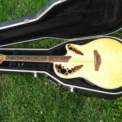 Ovation CP247 Celebrity Deluxe Quilted Maple Acoustic/Electric