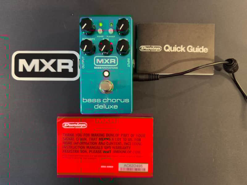 MXR M83 Bass Chorus Deluxe