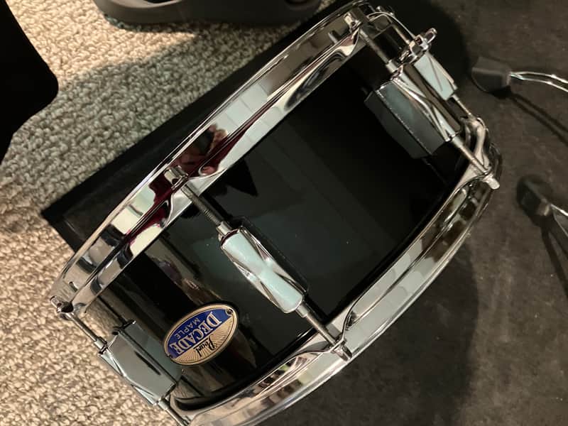 Pearl Decade Maple 14x5.5" Snare Piano Black image 1
