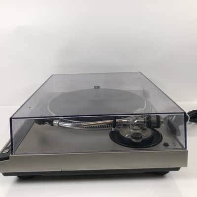 Technics SL-1700 MK2 Quartz Direct Drive Turntable image 7