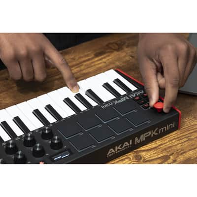 Akai "MPK Mini Play MK3" Mini keyboard with built-in speakers and USB keyboard controller image 7