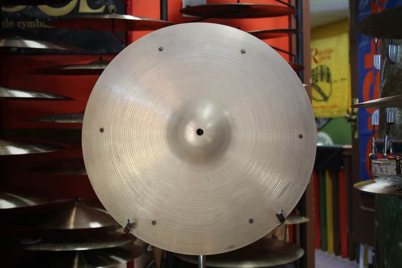 1960s A. Zildjian 18" Sizzle Crash-Ride 1556g image 1