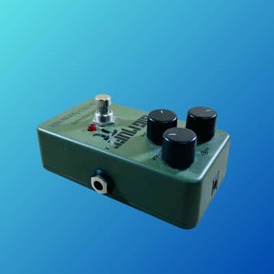 Electro-Harmonix Green Russian Big Muff Distortion/Sustainer Reissue image 3