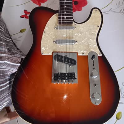 Fender Telecaster Plus V2 with Rosewood Fretboard 1995 - 1998 - Antique Burst image 5