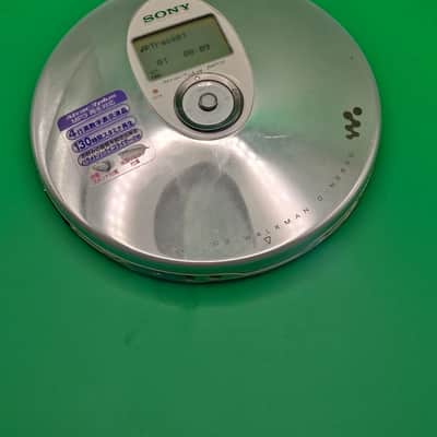Rare parametric eq Sony Walkman portable Mp3 CD player D-NE800 silver W Accs image 12