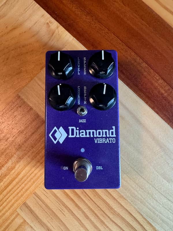 Diamond Vibrato V2 2024 - Present - Purple image 1