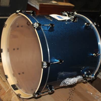 Pearl EXX22x18B/C702 Bass Drum Electric Blue Sparkle image 1