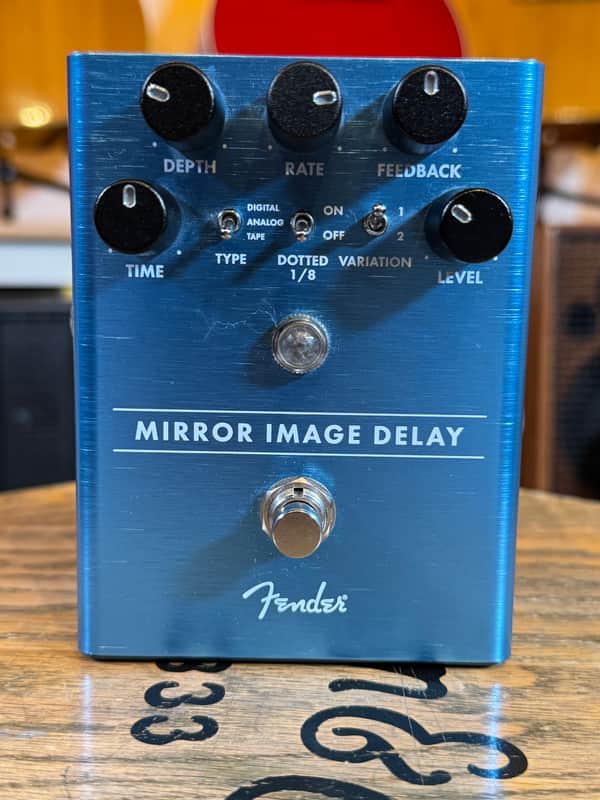 Fender Mirror Image Delay