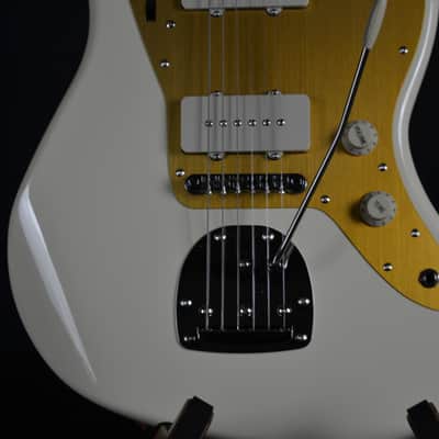 Squier J. Mascis Jazzmaster 2025 - Vintage White image 3
