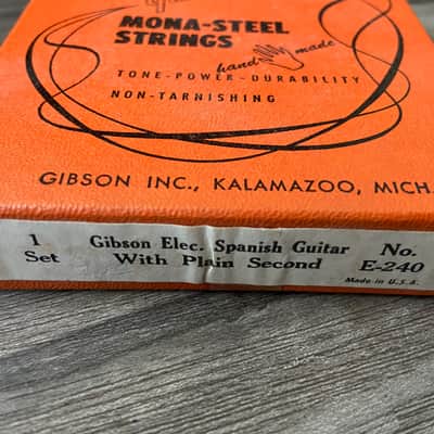 Gibson Retail display box with 10 NOS sets of 1950s Gibson Mona-Steel Strings image 8