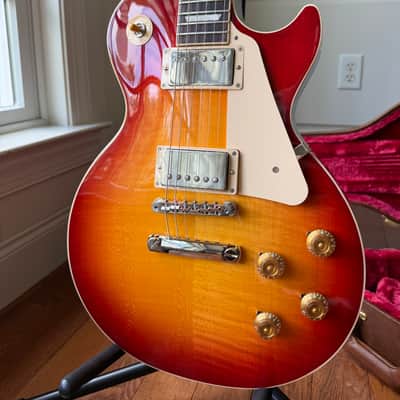 2026 Gibson Les Paul Standard 50s Figured Top - Heritage Cherry Sunburst image 2