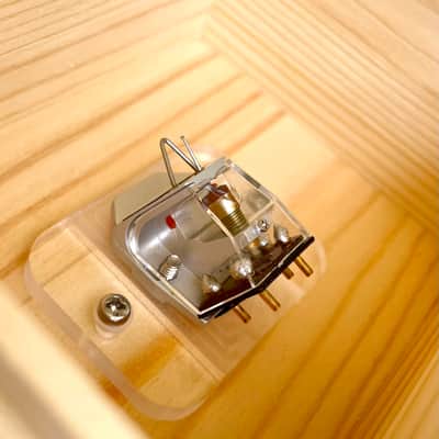 Rega Apheta 2 Low Output MC Phono Cartridge, Anodized aluminum body, Vital profile nude diamond Stylus on Aluminum Cantilever image 5