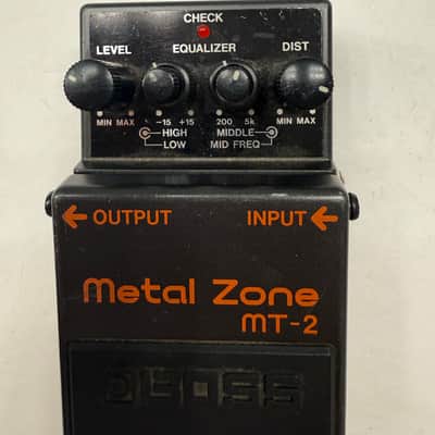 Boss Roland MT-2 Metal Zone Distortion Guitar Effect Pedal image 2