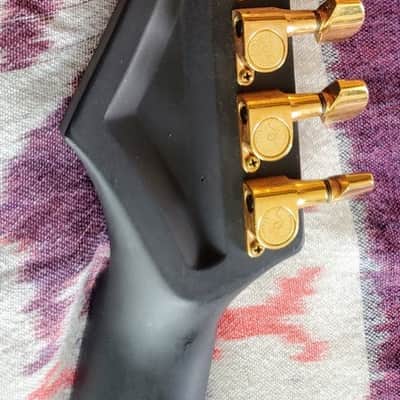 Modulus styled graphite strat neck image 3