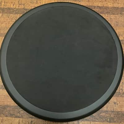 Vater Percussion USA 12” Chop Builder Pad Single Sided Soft 2025 - Red / Black image 2