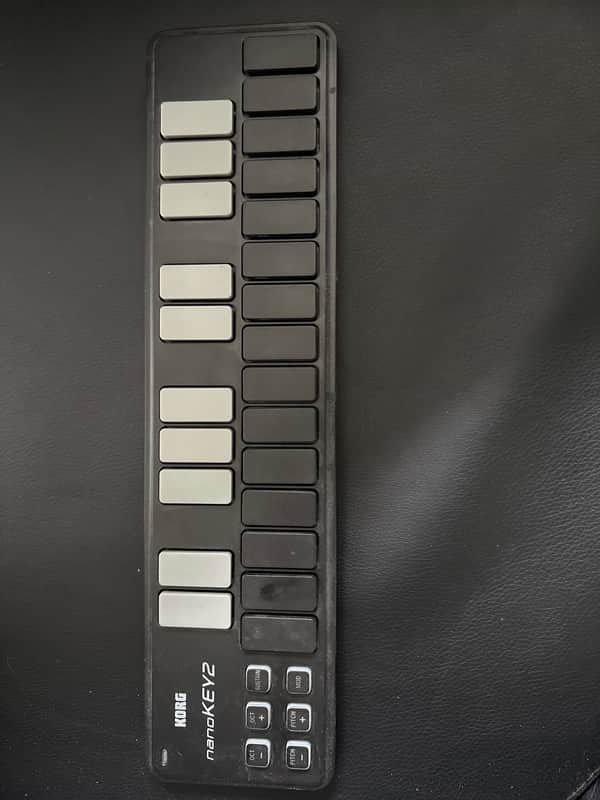Korg nanoPAD2 Slimline USB MIDI Drum Pad Controller 2011 - Present - Black image 1