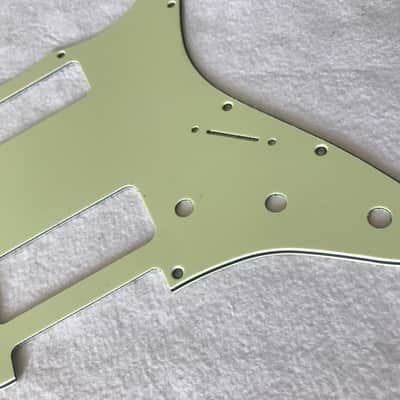 For Fender Stratocaster Strat P90 2 Pickup Guitar Pickguard,3 Ply Vintage Green image 3