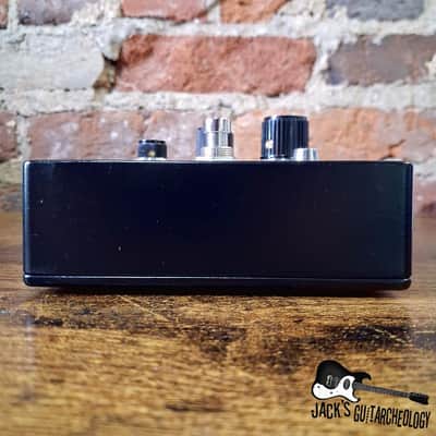 Death By Audio Robot 8-Bit Transformer & Fuzz w/ Box *USED* (2020s - Black/White/Blue) image 6