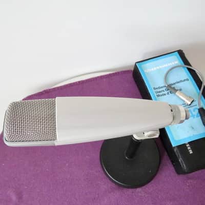 Sennheiser MD 421-N Cardioid Dynamic Microphone image 5