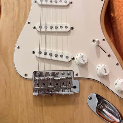 Fender American Vintage '70s Stratocaster with Rosewood Fretboard 2006 - 2012 - Natural image 6