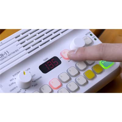 KORG KR-11 image 9