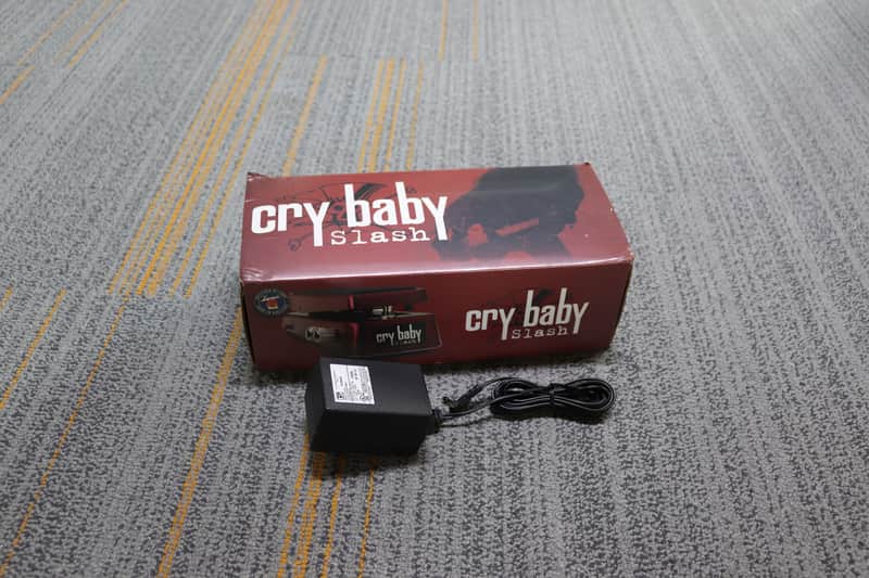 Dunlop Dunlop Slash Signature Cry Baby Wah - Red image 1