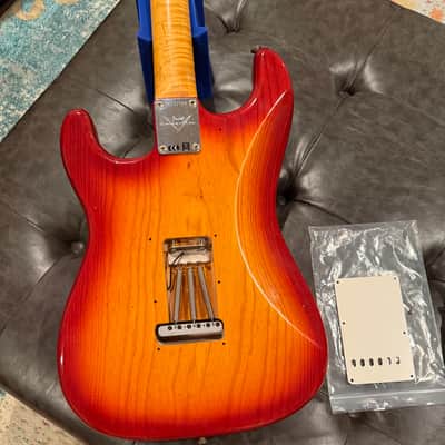Fender Custom Shop '62 Stratocaster Limited Edition Exclusive Flamethrower Journeyman Relic 2025 Aged Cherry Sunburst image 6