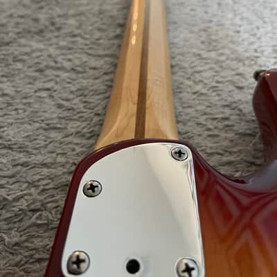 Fender Deluxe Zone Bass 2002 MIM Sienna Sunburst Rare 4-String Bass Guitar image 11