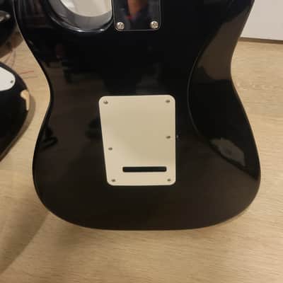 $850 Fender Stratocaster Electric Guitar - Made in Mexico - Black image 5