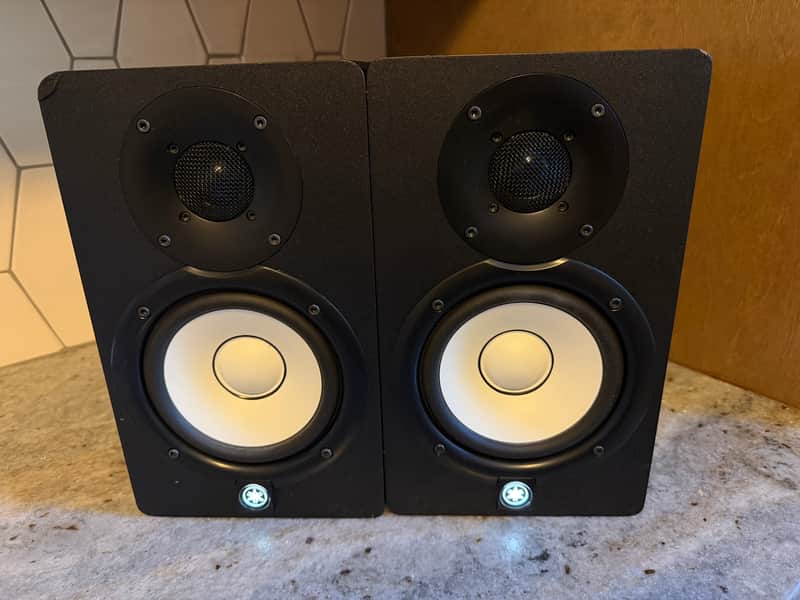 Yamaha HS5 5" Powered Studio Monitor (Pair) 2015 - Present - Black image 1