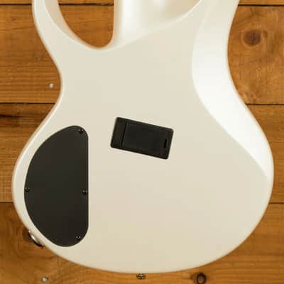 Ibanez BTB605MLM BTB Series - Flamed Maple - Pearl White Matte - Multi-Scale - 5-String image 4