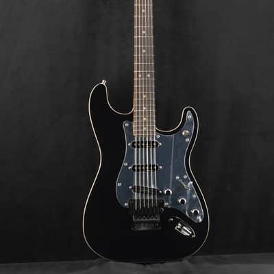 Fender Tom Morello Stratocaster Black Rosewood Fingerboard image 2