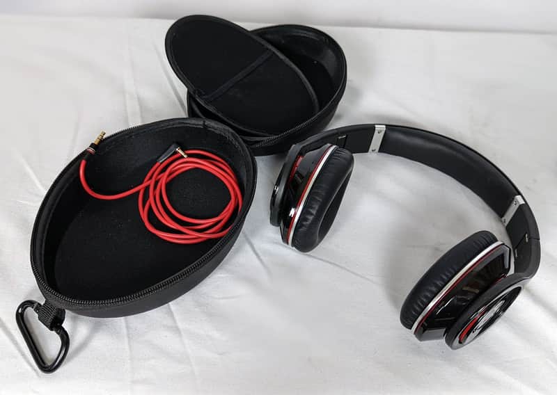Monster Beats by Dr. Dre Studio High-Definition Isolation Headphones image 1