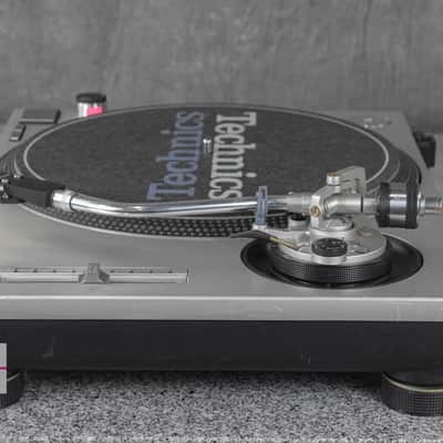 Technics SL-1200MK2-A Silver Direct Drive DJ Turntable in Good condition image 10