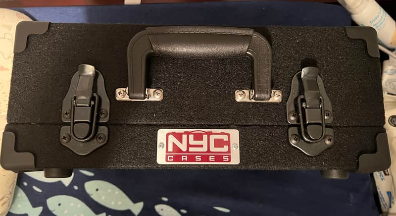 NYC Pedalboards Lunchbox Pedalboard image 1