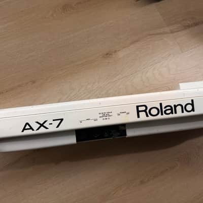 Roland AX-7 45-Key Keytar MIDI Controller 2002 - 2006 - White image 7