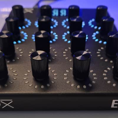 Oxi Instruments OXI E16 – Portable Rotary MIDI Controller – Mint, Boxed, Barely Used image 2