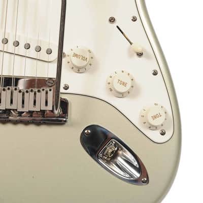 Fender 1997 American Standard Stratocaster with Case - Rosewood Fingerboard, Inca Silver image 6