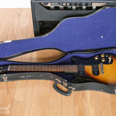 Vintage 1964 Gibson Melody Maker D solidbody electric guitar with case image 3